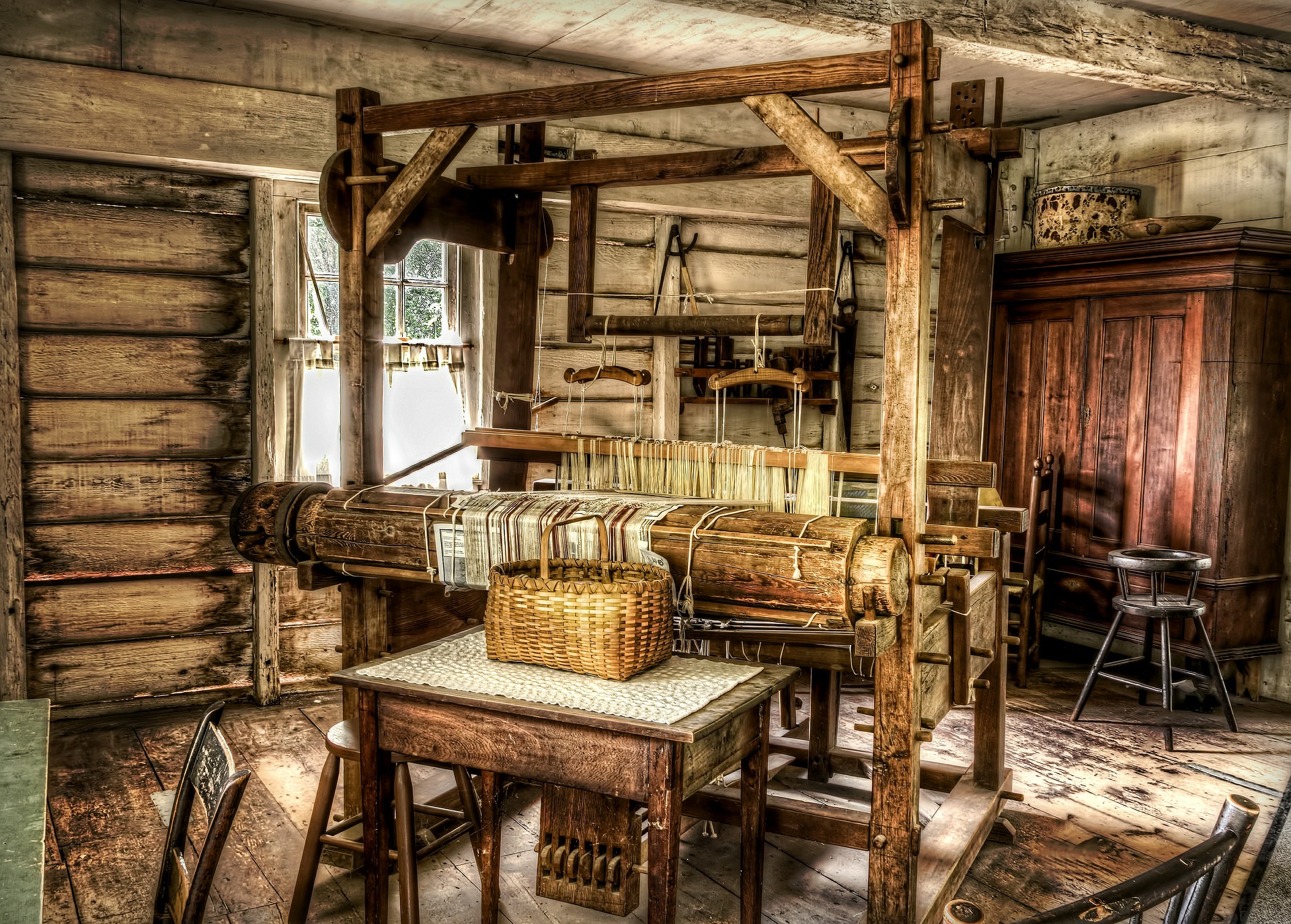 loom-581071_1920
